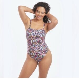 Summersalt Wide Strap Oasis Swimsuit. Size 8
